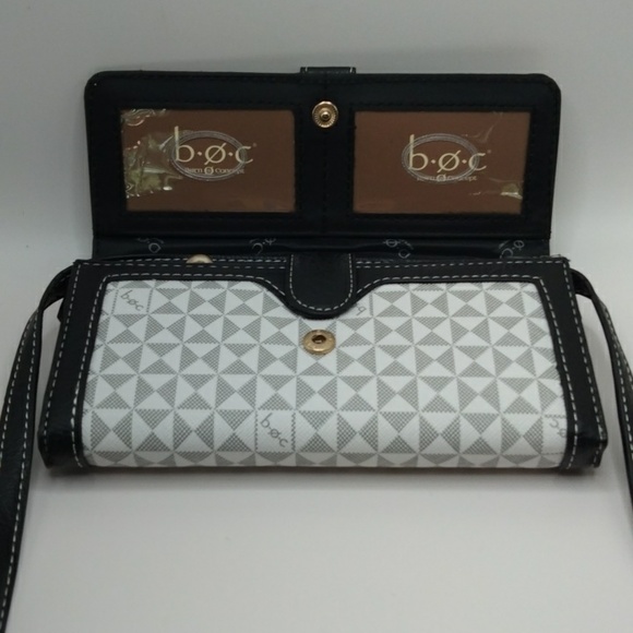 NWOT Born Concepts Crossbody - Picture 4 of 10